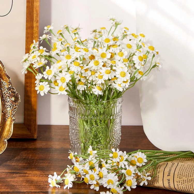 Artificial Small Daisy Bouquet for Wedding, Party &amp; Home Decor